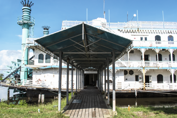 RiverBoat_BridgeCovered_A1